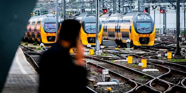 القطارات في هولندا
