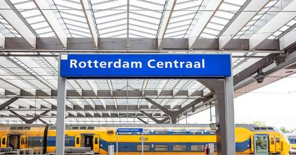 rsz 1rotterdam centraal station trains ns