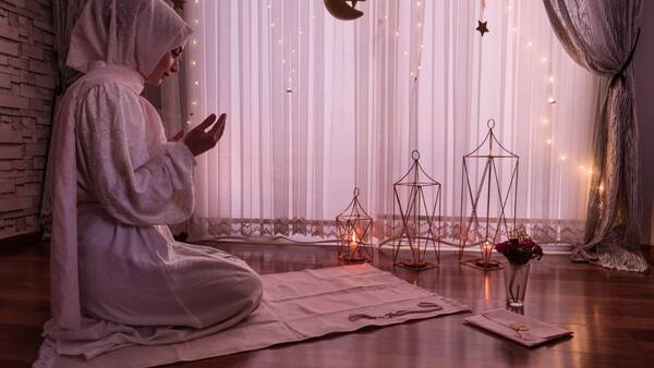 رمضان الصيام طاعة الصلاة الحجاب