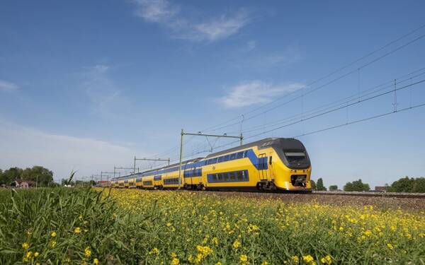 قطار هولندا