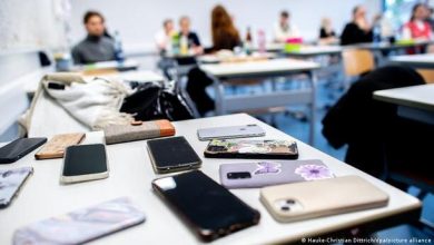 وزارة التعليم الهولندية تصدر توجيها بحظر استخدام الهواتف المحمولة في الفصول الدراسية