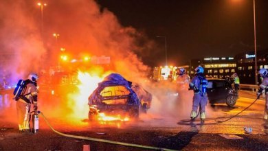 حادث سير تسبب باشتعال النيران في السيارات - أمرسفورت