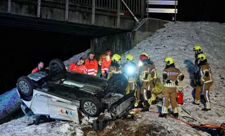 وفاة شخص في حادث انزلاق بسبب تشكل الجليد على الطرق-هولندا