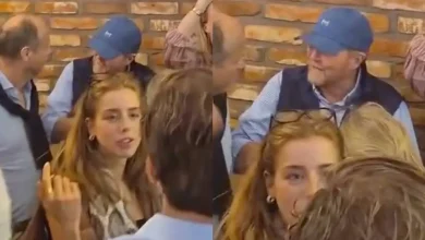 الملك فيليم ألكسندر في مطعم يافا للشاورما في روتردام